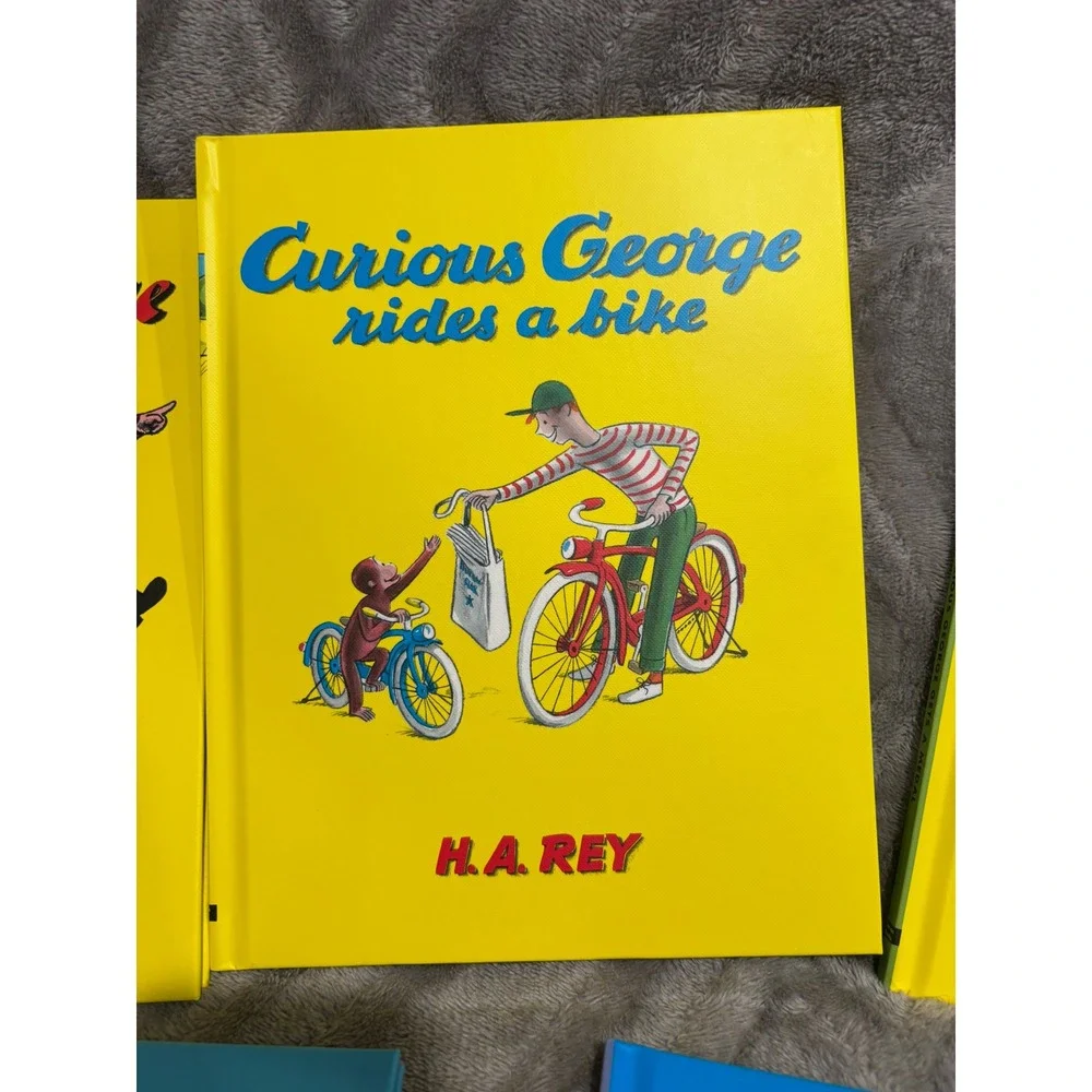 Set‎ of 5- Curious George Book Set - Classic Collection